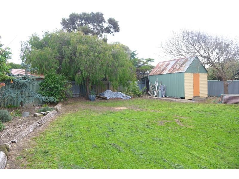 68 The Esplanade, Narrawong VIC 3285