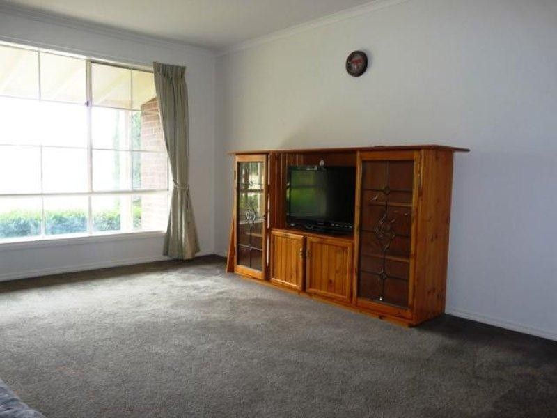 15 Clarke Street, Allansford VIC 3277