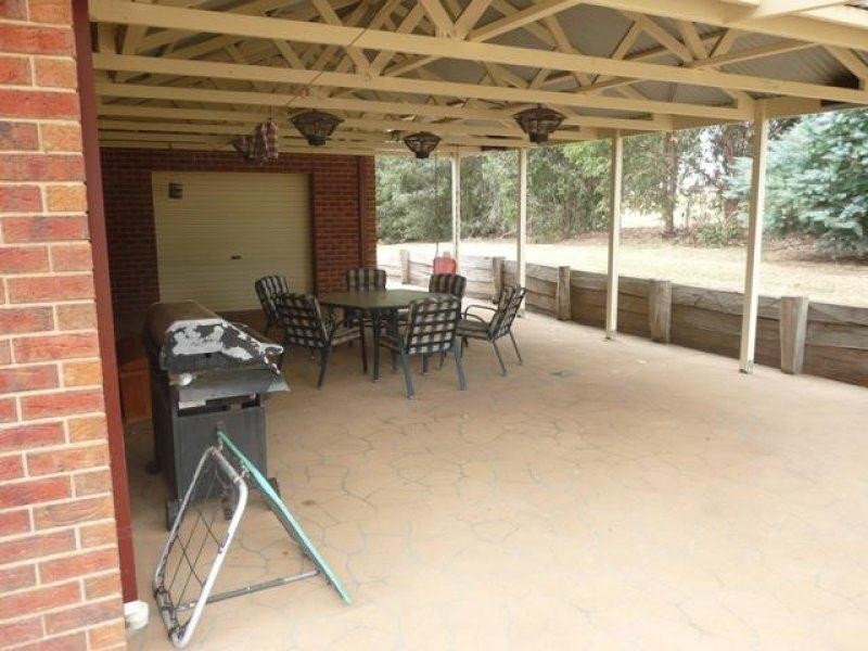 15 Clarke Street, Allansford VIC 3277