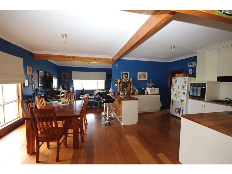 26 Barrett Street, Timboon VIC 3268