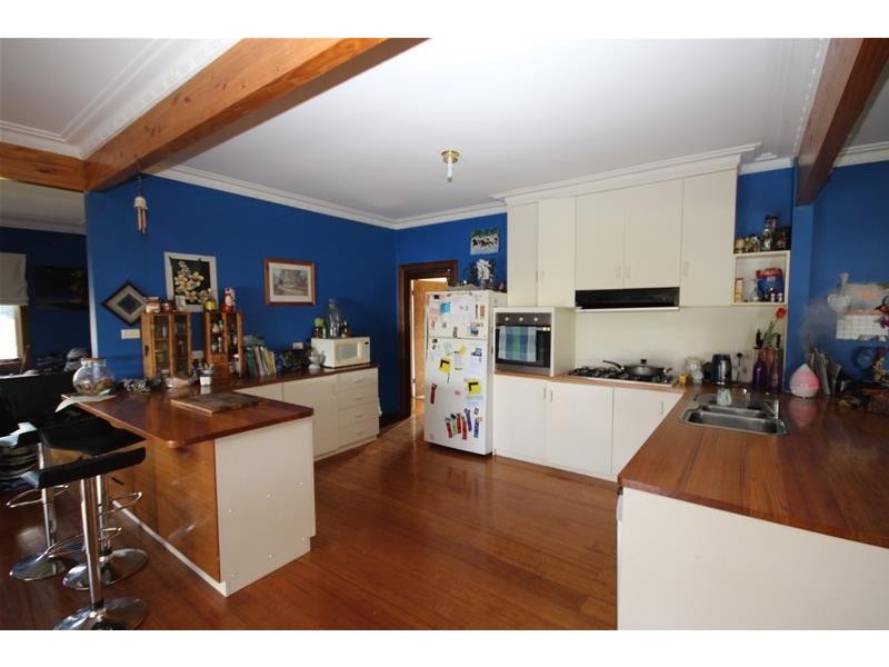 26 Barrett Street, Timboon VIC 3268