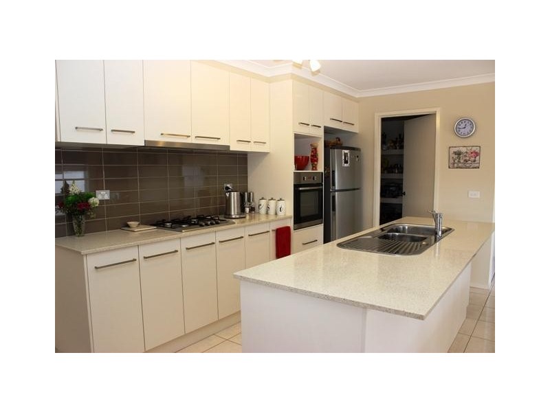 27 Armytage Avenue, Warrnambool VIC 3280