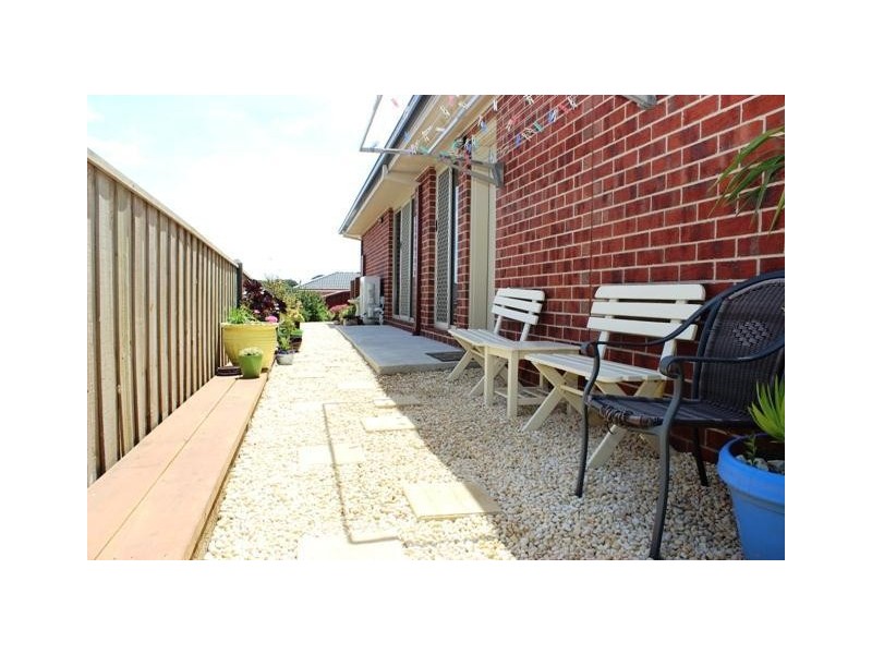 27 Armytage Avenue, Warrnambool VIC 3280