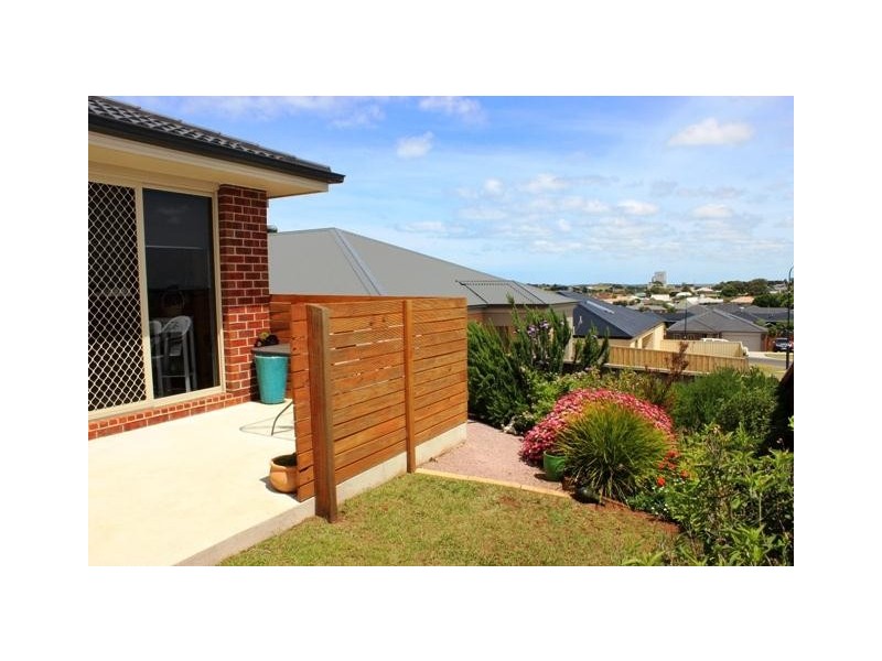 27 Armytage Avenue, Warrnambool VIC 3280