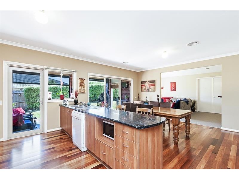 2 Dennington Rise, Warrnambool VIC 3280