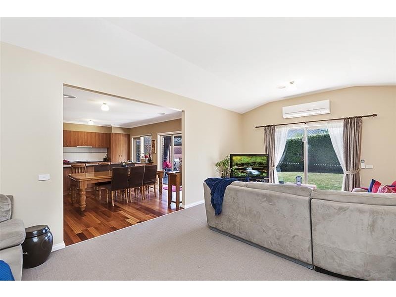 2 Dennington Rise, Warrnambool VIC 3280