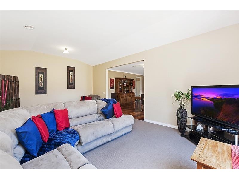 2 Dennington Rise, Warrnambool VIC 3280