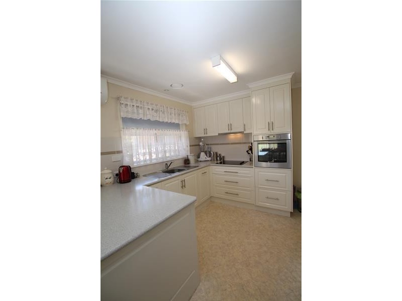 7 Pecten Avenue, Warrnambool VIC 3280