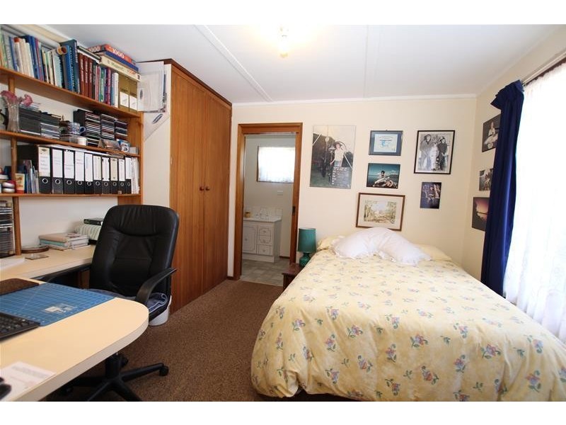 7 Pecten Avenue, Warrnambool VIC 3280