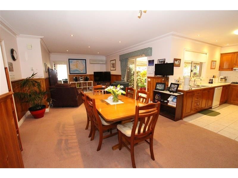 2 Baeckea Close, Warrnambool VIC 3280