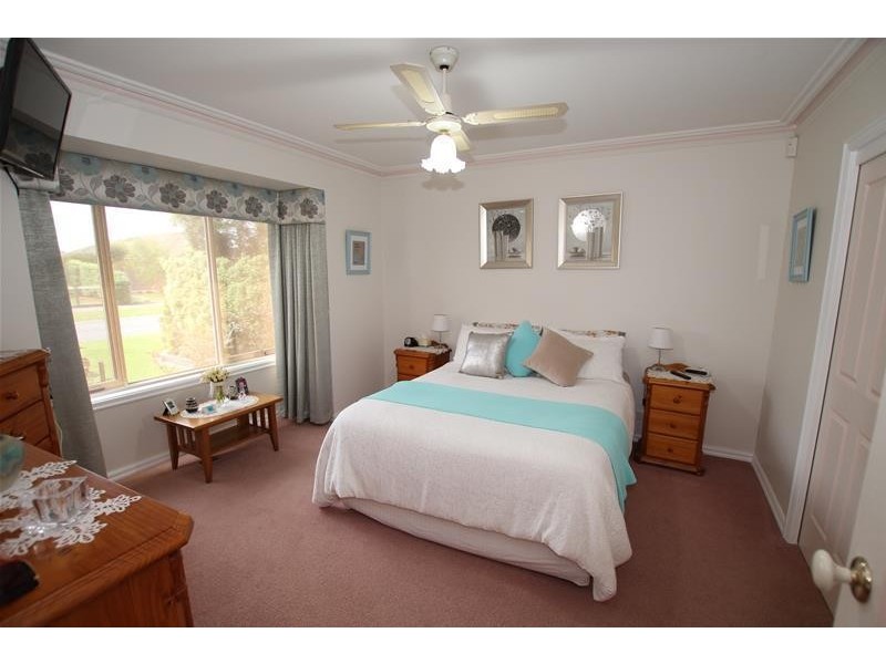 2 Baeckea Close, Warrnambool VIC 3280