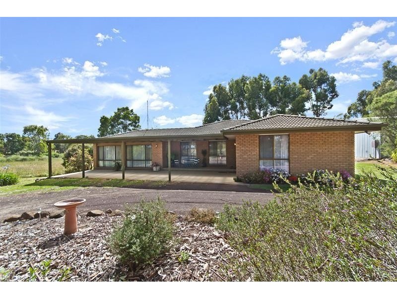 674 Penshurst Road, Kirkstall VIC 3283