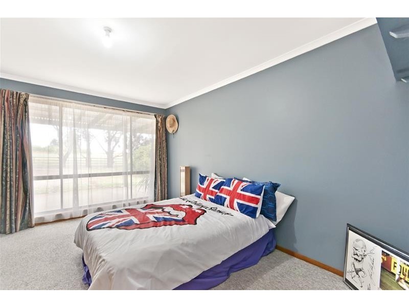 674 Penshurst Road, Kirkstall VIC 3283