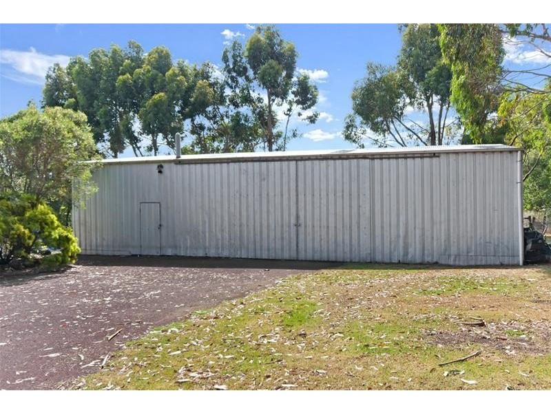 674 Penshurst Road, Kirkstall VIC 3283