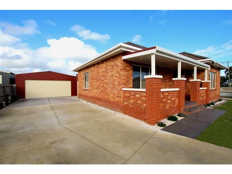 6 Tooram Road, Allansford VIC 3277