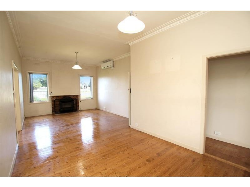 6 Tooram Road, Allansford VIC 3277