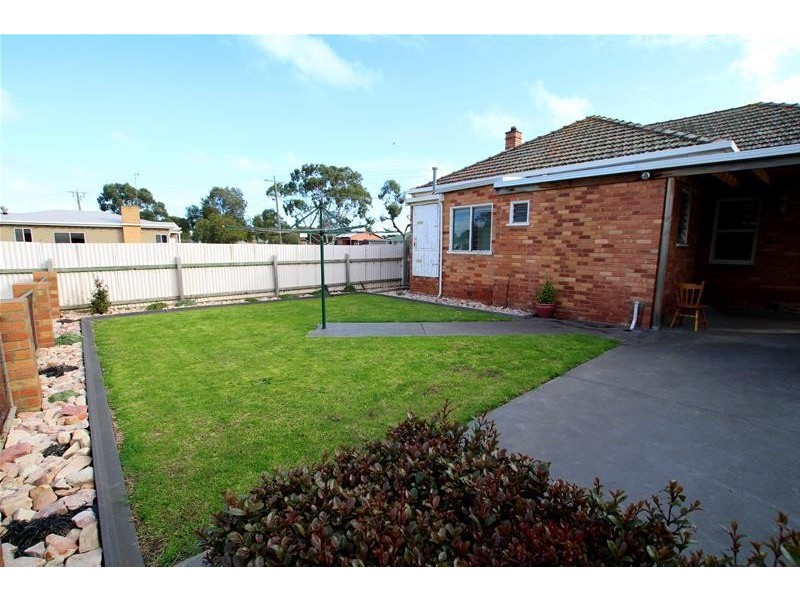 6 Tooram Road, Allansford VIC 3277