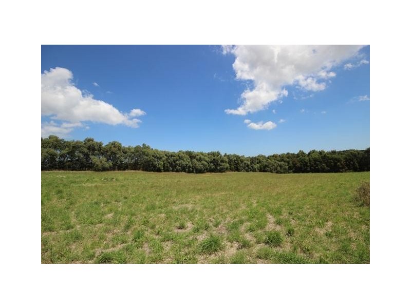 2/151 Esterly Ridge Road, Cudgee VIC 3265