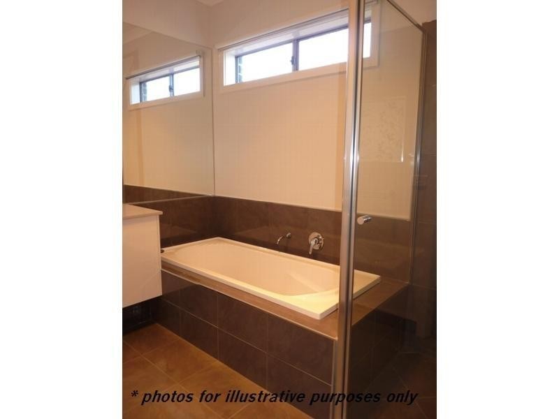 121 Dennington Rise, Warrnambool VIC 3280