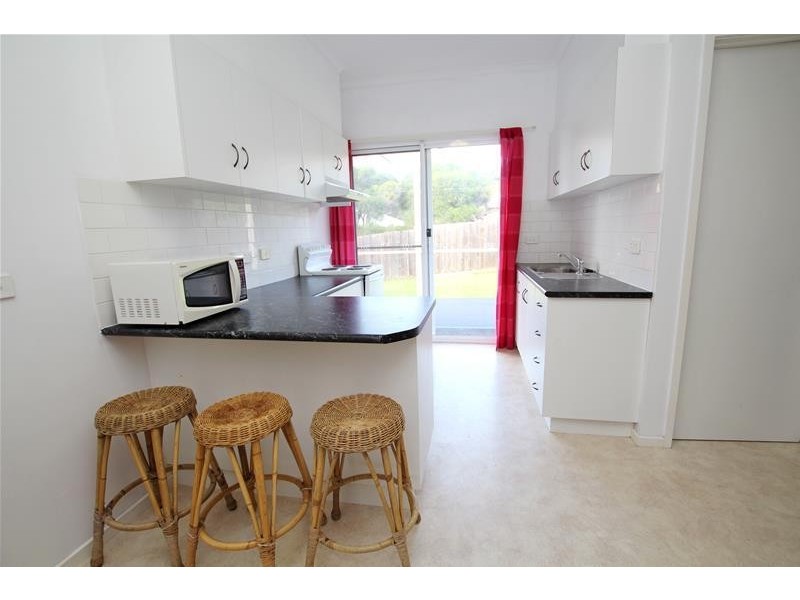 4 Mortlake Road, Warrnambool VIC 3280