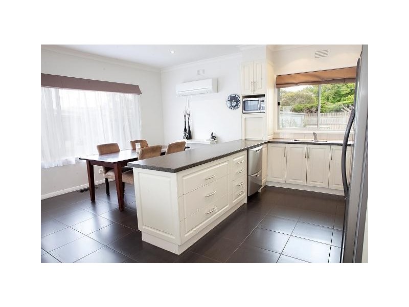 6 Bates Road, Warrnambool VIC 3280