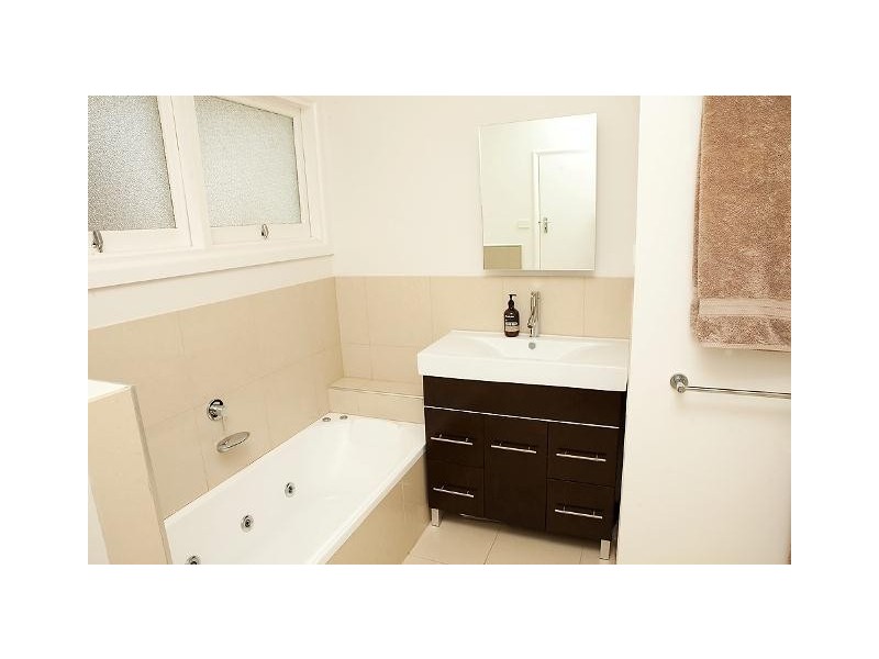 6 Bates Road, Warrnambool VIC 3280