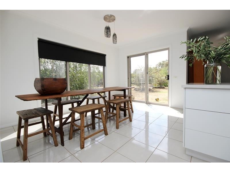 4 The Hill Court, Woodford VIC 3281