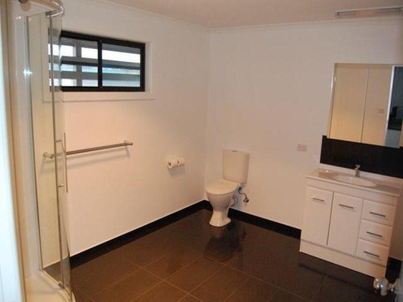 31 Lewis Street, Penshurst VIC 3289