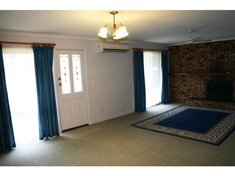 30 Ritchie Street, Caramut VIC 3274