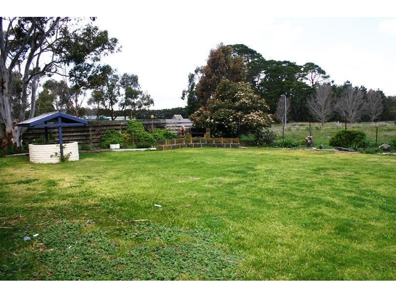 30 Ritchie Street, Caramut VIC 3274
