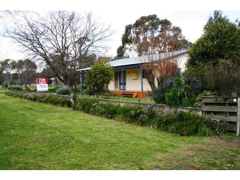 30 Ritchie Street, Caramut VIC 3274