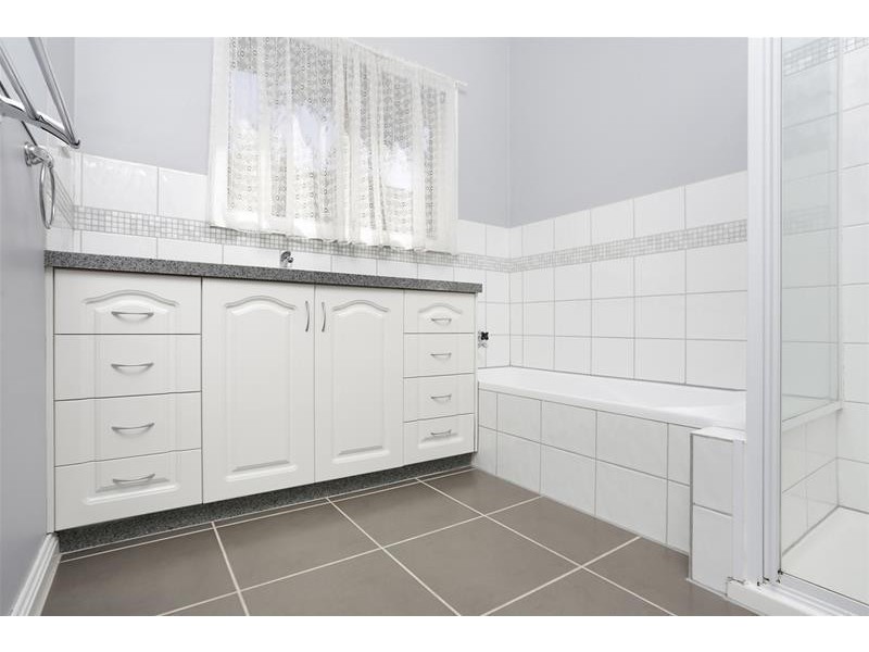 125 Rooneys Road, Warrnambool VIC 3280