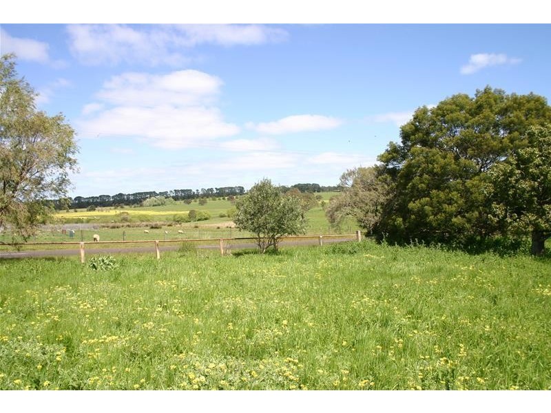 11 Heckfield Street, Macarthur VIC 3286