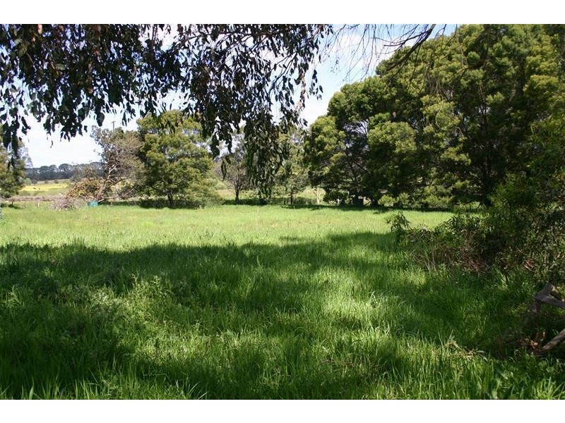 11 Heckfield Street, Macarthur VIC 3286