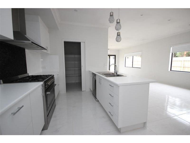 83 Boston Drive, Warrnambool VIC 3280