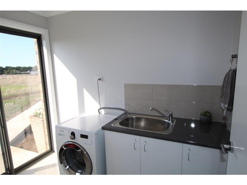 140 Boundary Road, Mortlake VIC 3272