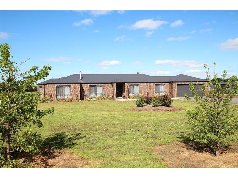 140 Boundary Road, Mortlake VIC 3272