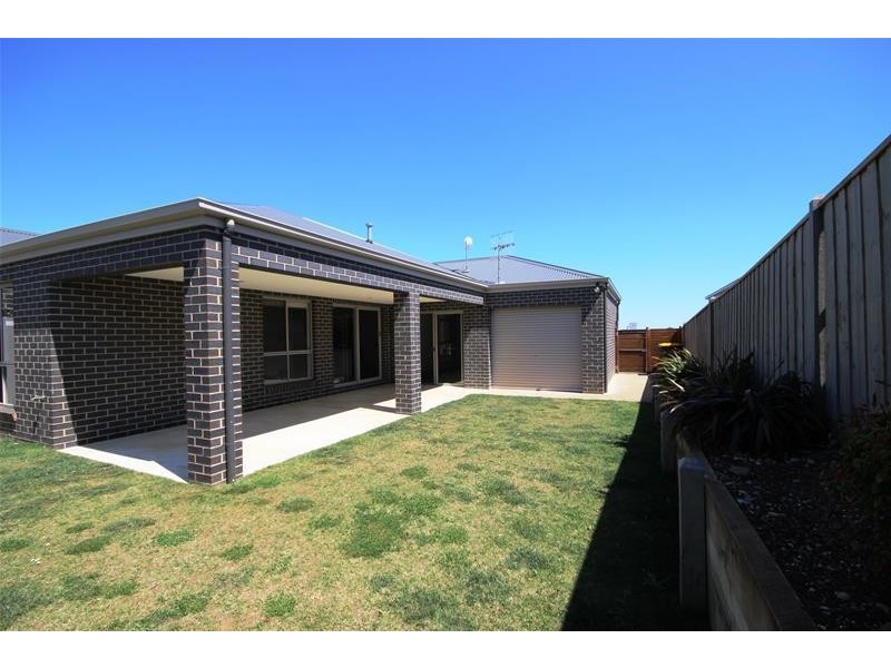 26 Dennington Rise, Warrnambool VIC 3280