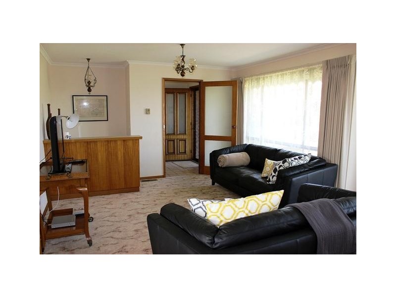 8 Impala Avenue, Warrnambool VIC 3280