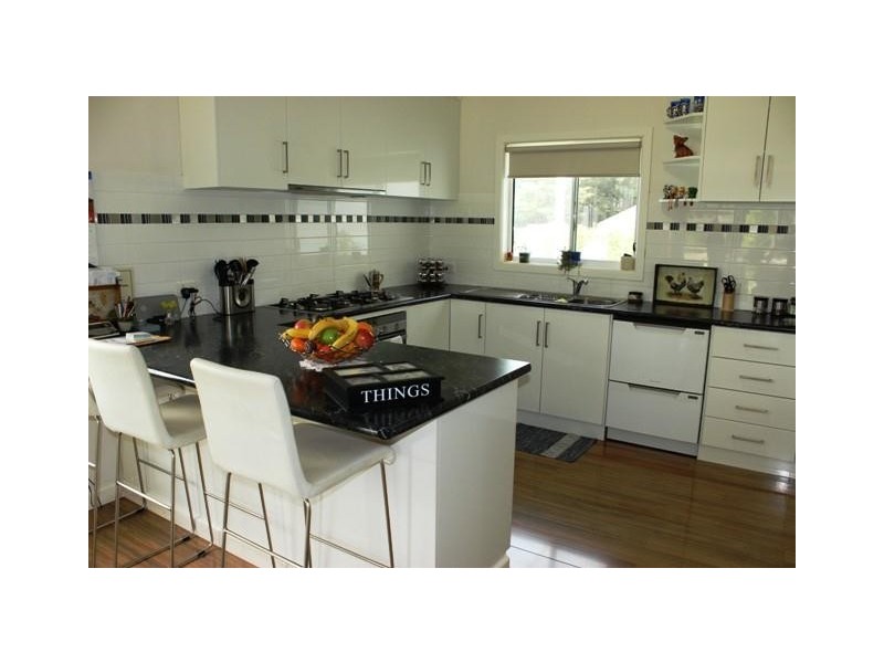 82 Baxters Road, Garvoc VIC 3265