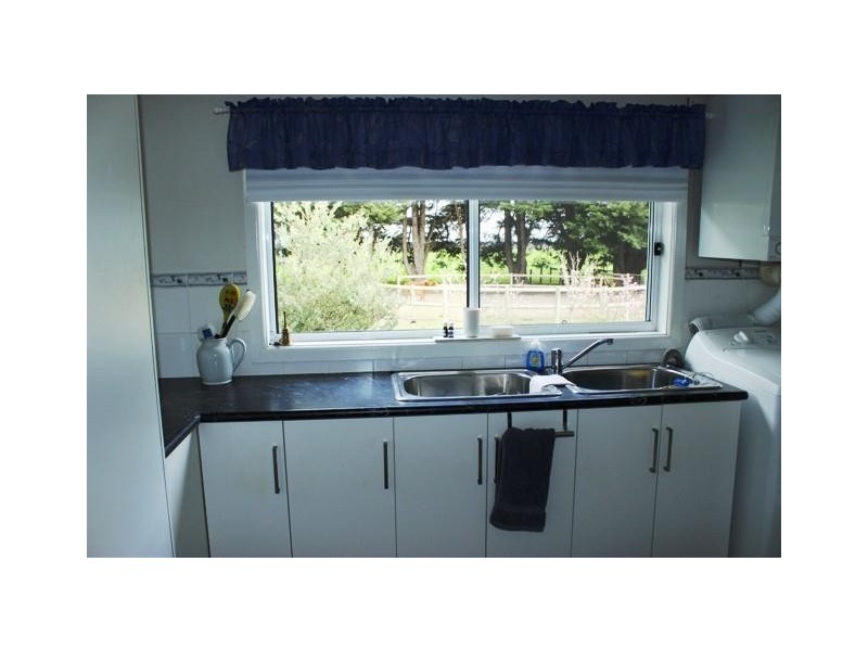 82 Baxters Road, Garvoc VIC 3265