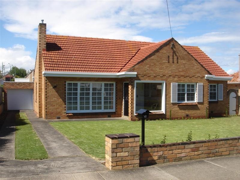 16 Smith Avenue, Warrnambool VIC 3280