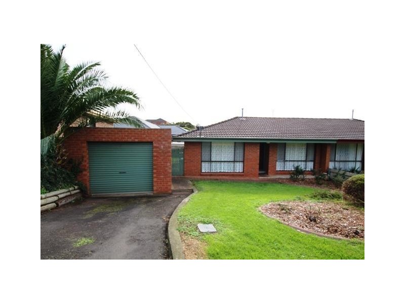 2/1 Kingfisher Grove, Warrnambool VIC 3280