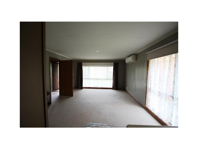 2/1 Kingfisher Grove, Warrnambool VIC 3280