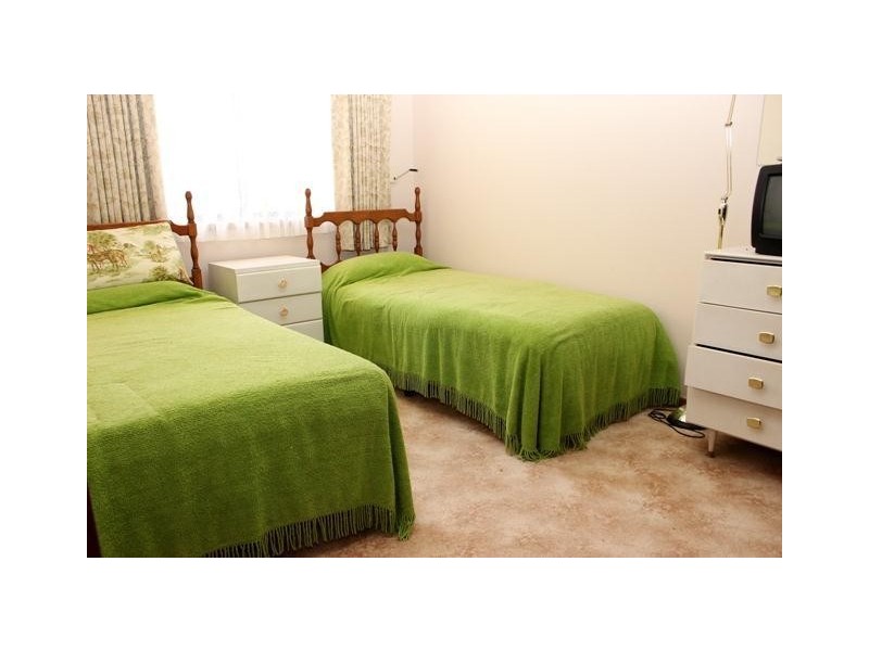 2 Panorama Avenue, Warrnambool VIC 3280