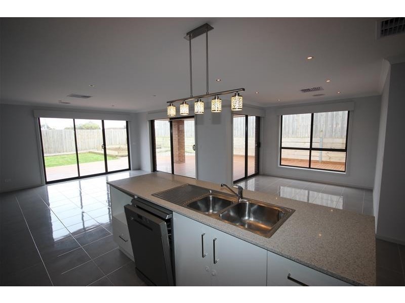 10 Ashlee Drive, Warrnambool VIC 3280