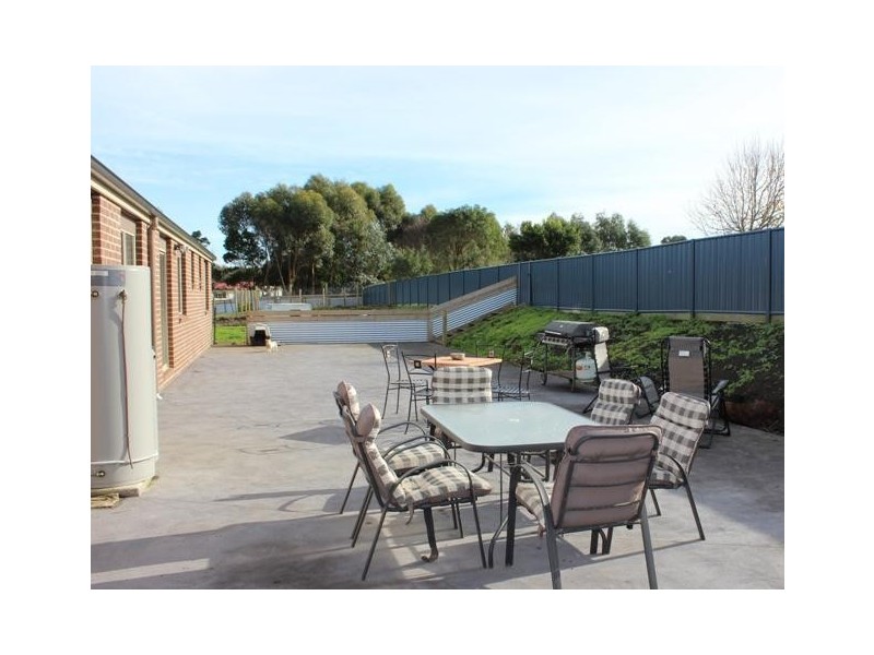 14 Best Street, Winslow VIC 3281