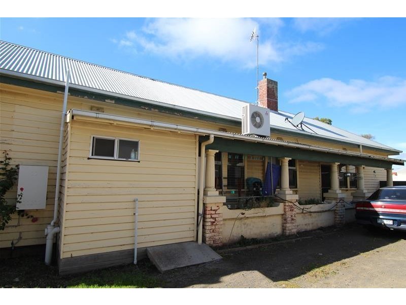 45 Curdie  Street, Cobden VIC 3266