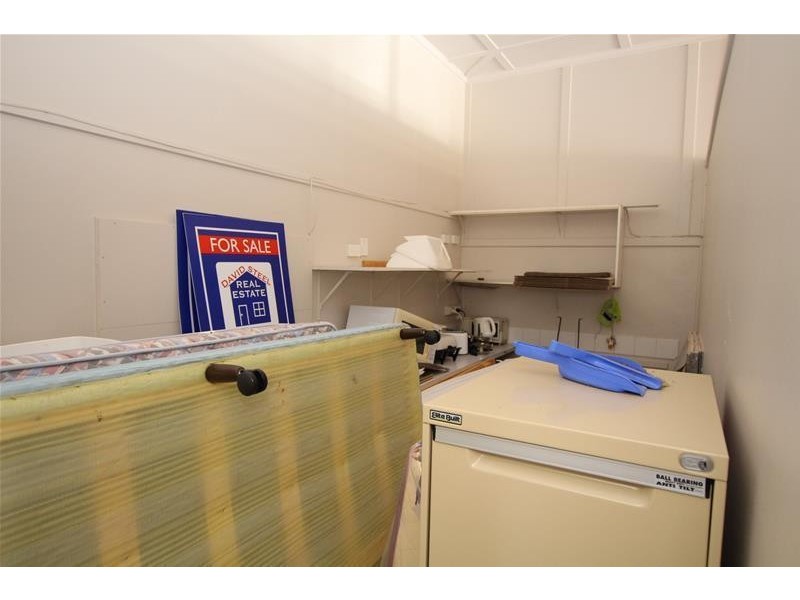 45 Curdie  Street, Cobden VIC 3266