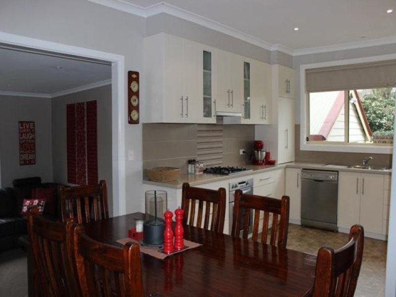 27 Belmore Road, Warrnambool VIC 3280